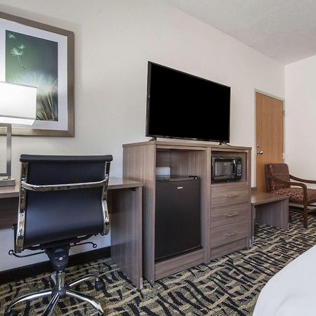 Quality Inn & Suites West Omaha - Ne Linclon Buitenkant foto