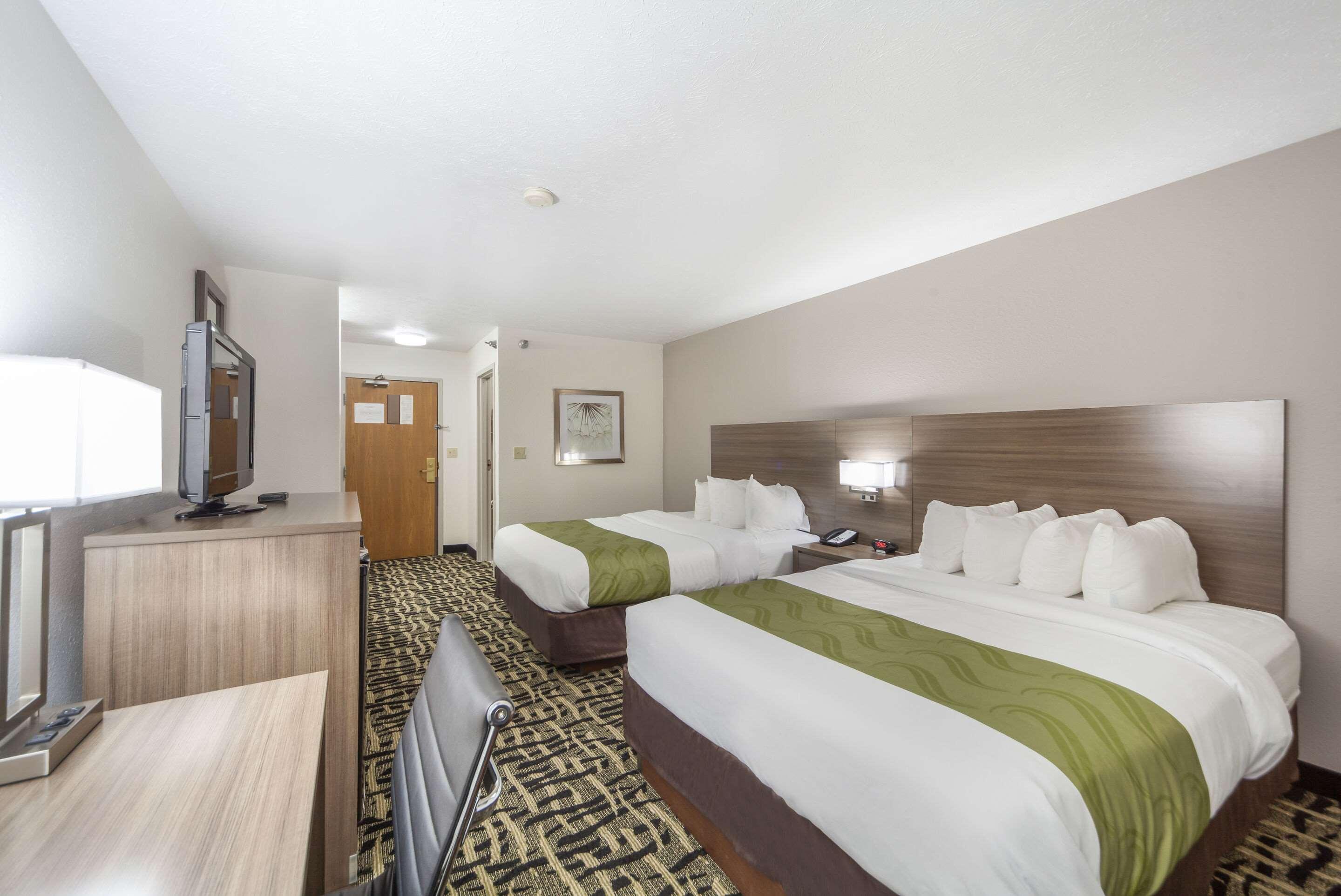 Quality Inn & Suites West Omaha - Ne Linclon Buitenkant foto
