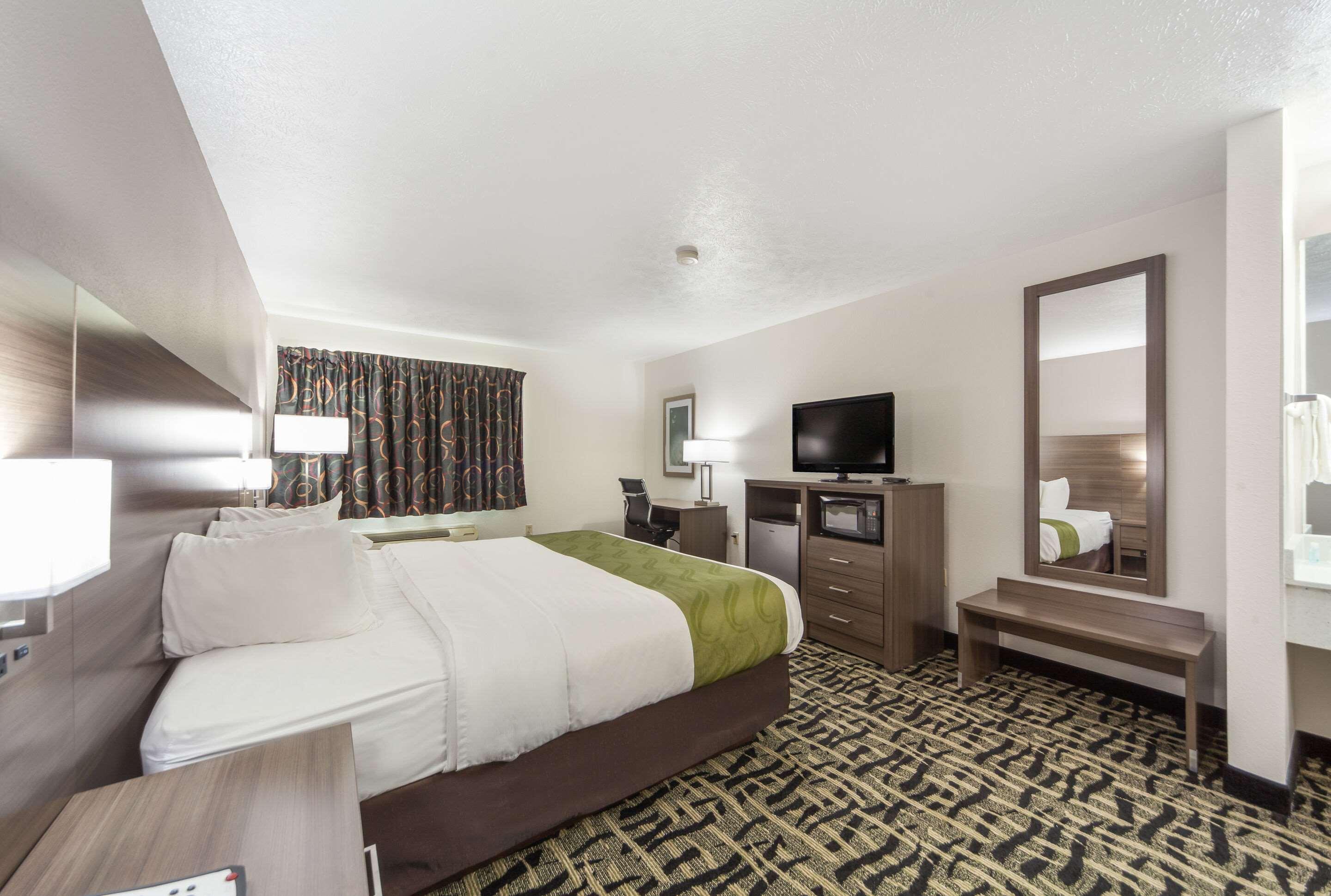 Quality Inn & Suites West Omaha - Ne Linclon Buitenkant foto
