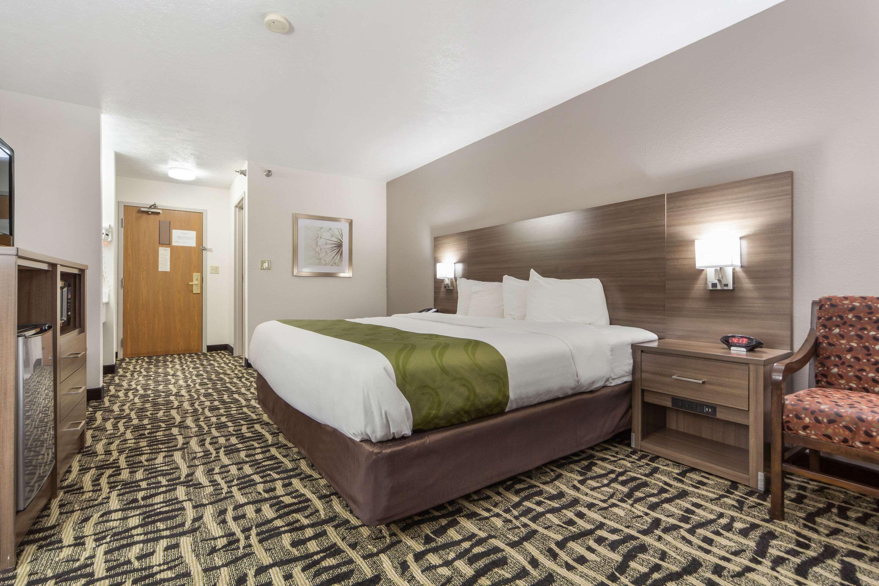 Quality Inn & Suites West Omaha - Ne Linclon Buitenkant foto
