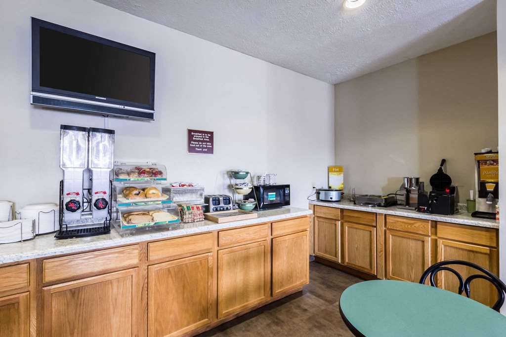 Quality Inn & Suites West Omaha - Ne Linclon Restaurant foto
